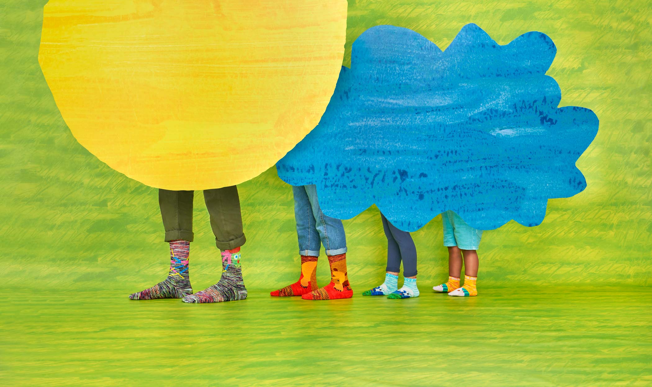 12_ericcarle-group-adult-youth-toddler_597